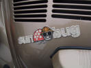 Volkswagen Sunbug logo achter op een kever